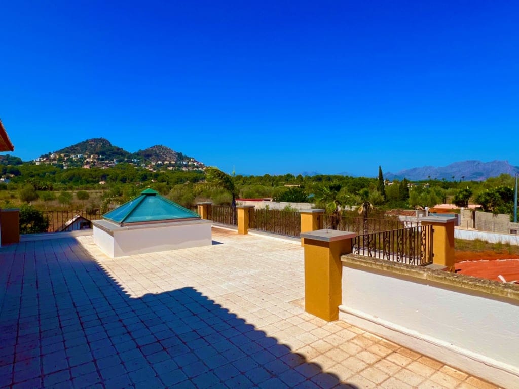 Luxuriöse Villa in der Nähe des Golfclubs in La Sella. - Foto 43