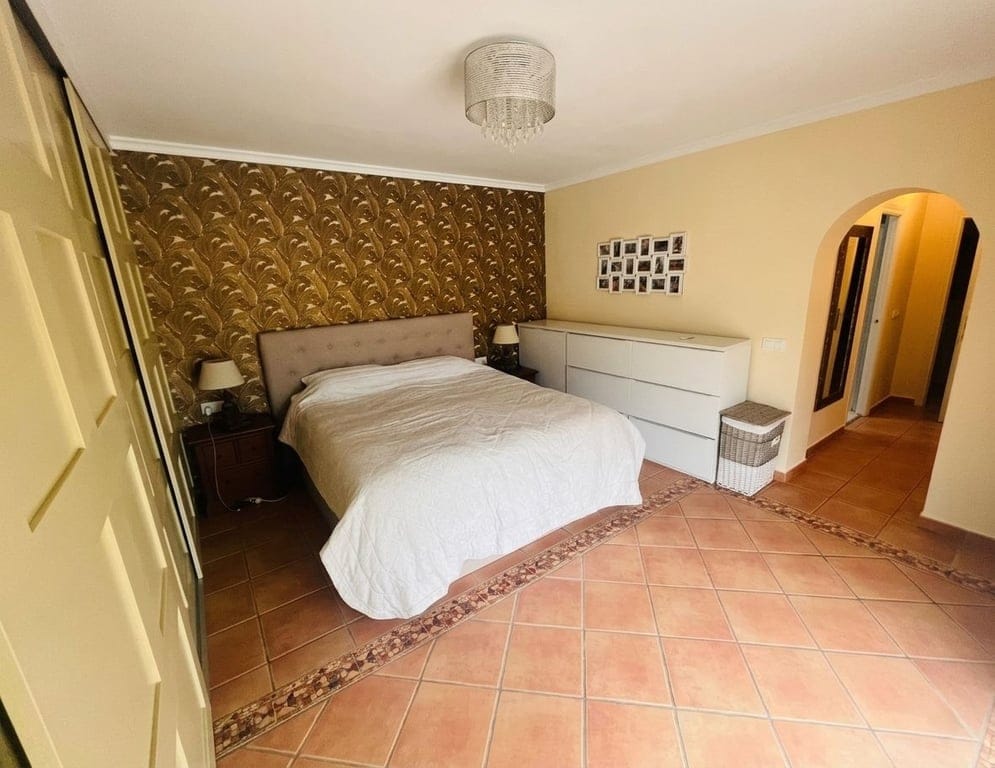 Encantadora Vila Adossada amb Piscina Privat a Cometa-Carrió, Calpe Preu: 590.000 € - Foto 12