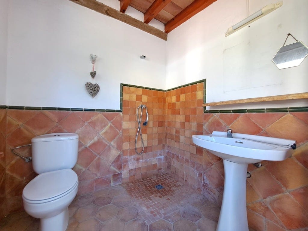Family villa with pool for sale in Orba - Foto 51