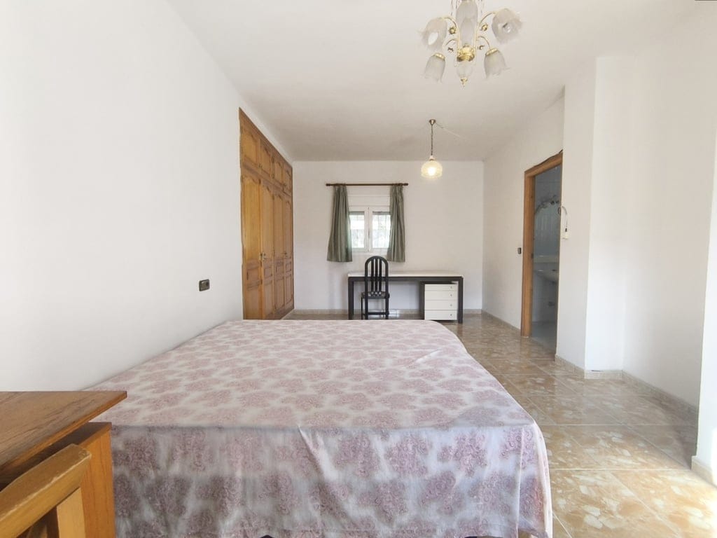 Haus zum Verkauf in Parcent mit großem Stadtgrundstück und Panoramablick - Foto 17