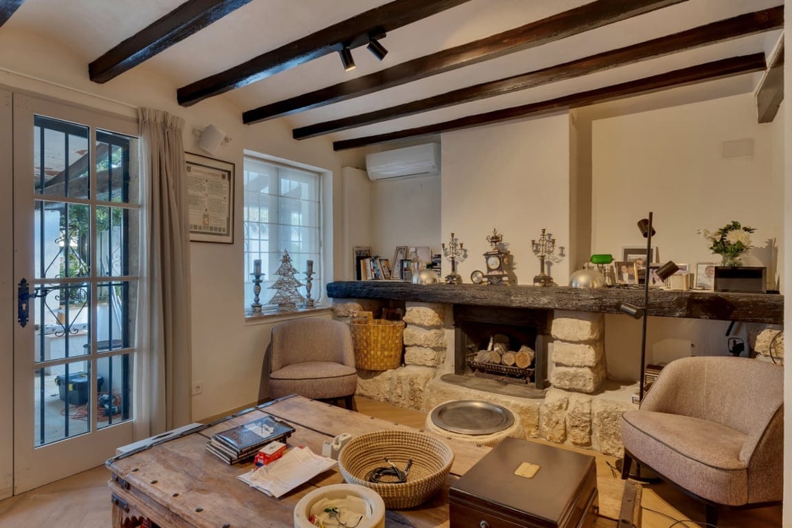 Exclusives, komplett renoviertes Anwesen mit großem Grundstück von 11.367 m2. - Foto 17