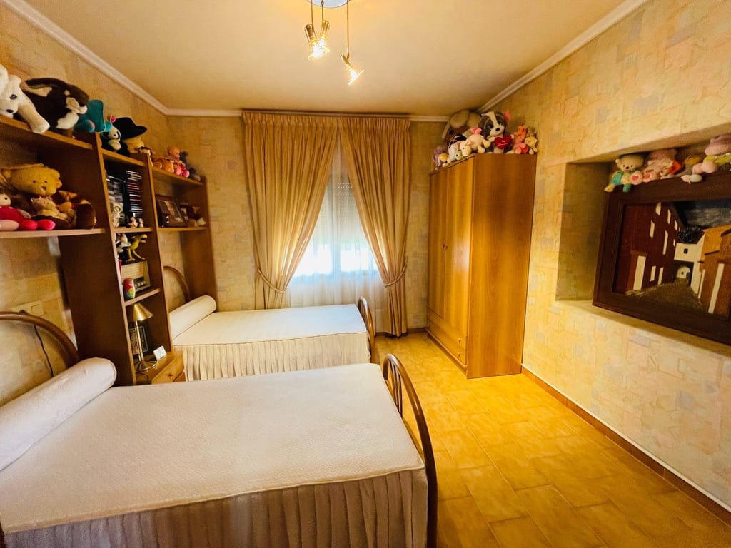 Pedreguer. Spacious country house with pool for sale - Foto 55