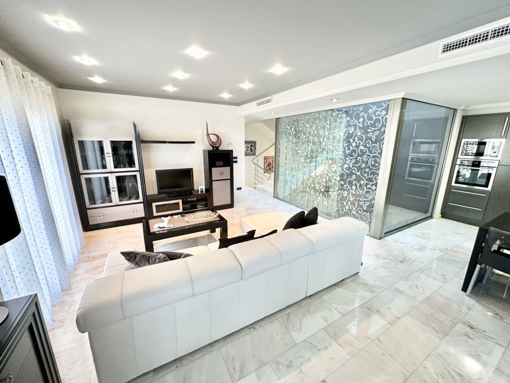 Raum, Licht und Design in einem einzigartigen Haus in Pego - Foto 19