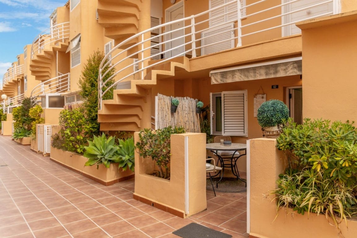 Apartamento reformado con piscina cerca del mar - Foto 21