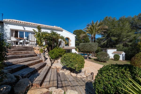 Elegante Chalet en la Prestigiosa Urbanización La Lluca, Jávea - Foto 26