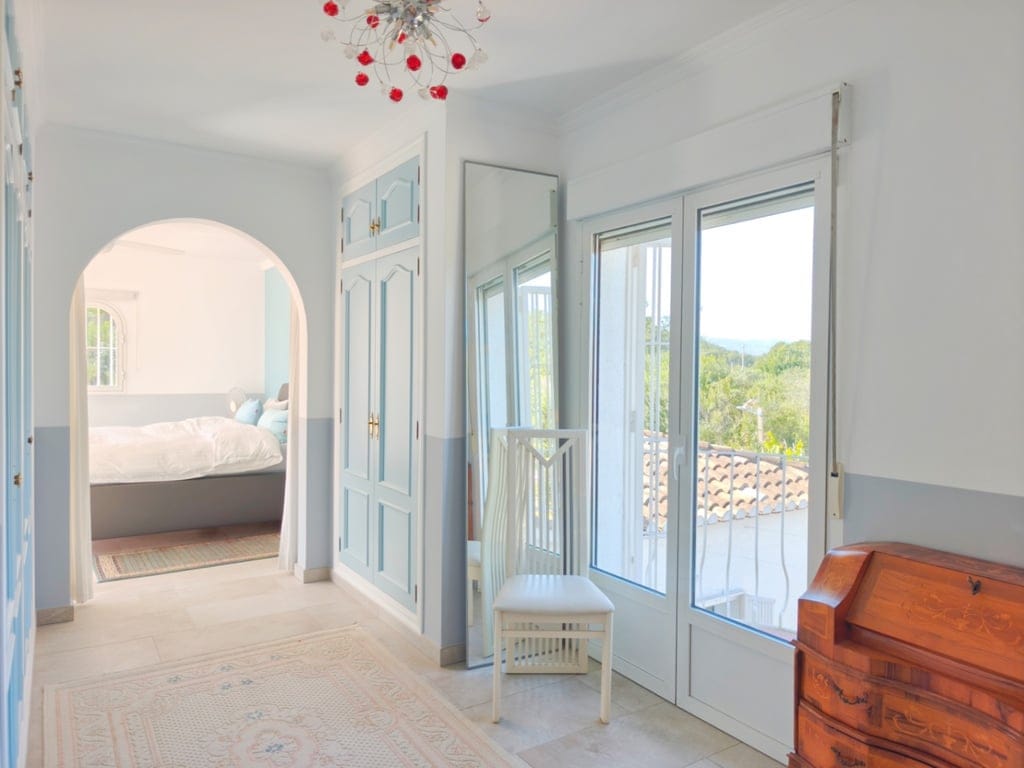 Estilo de vida mediterráneo en su máxima expresión – Exclusiva finca en el campo de golf La Sella - Foto 7