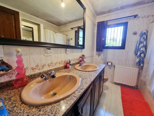 Charmante Villa mit Pool, Garage und zusätzlichem Baugrundstück in La Sella - Foto 12