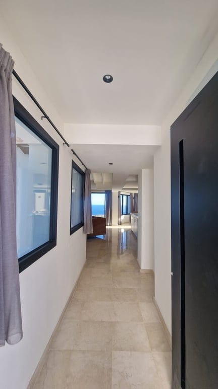 ULTIMATE LUXURY VILLA: 6-BEDROOM, CUMBRE DEL SOL RETREAT | BREATHTAKING PANORAMIC SEA VIEWS | TURNKEY & SUSTAINABLE - Foto 10