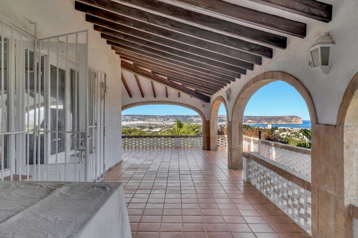 Stunning villa with amazing sea views in the El Tosalet urbanization. - Foto 5