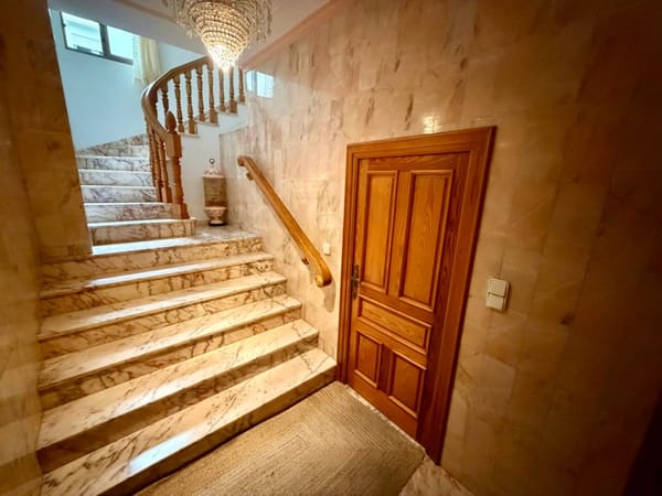 Herrenhaus im Zentrum von Pego: Raum, Privatsphäre und eine exklusive Oase - Foto 12