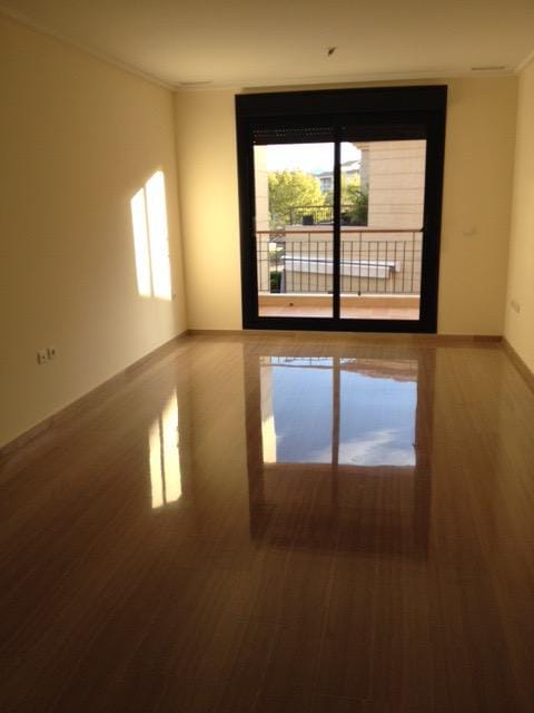 APARTAMENTO DE LUJO CERCA DEL PUERTO DE JÁVEA: COMPLEJO PRESTIGIOSO, PISCINAS CUBIERTAS Y AL AIRE LIBRE, GIMNASIO Y PISTA DE PÁDEL - Foto 3