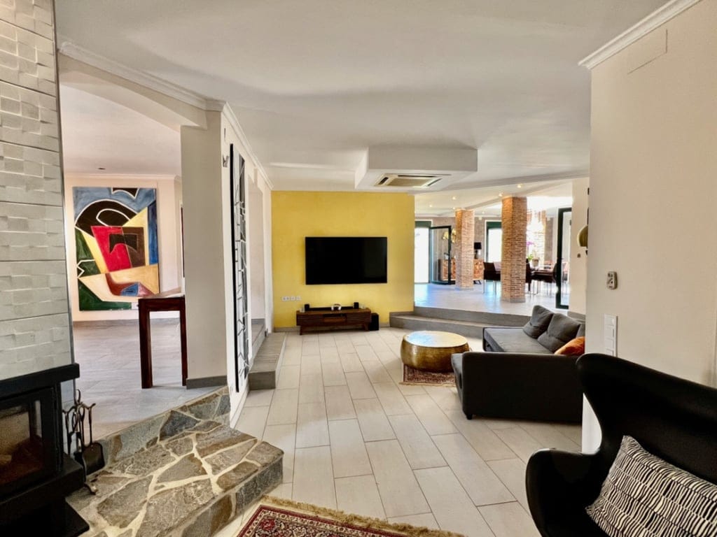 Luxuriöse Villa in der Nähe des Golfclubs in La Sella. - Foto 18