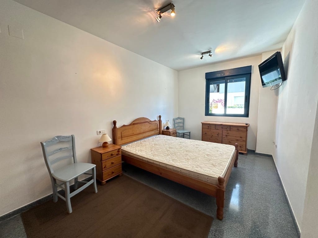 Apartment for sale with 3 bedrooms in Denia, Alicante. - Foto 12