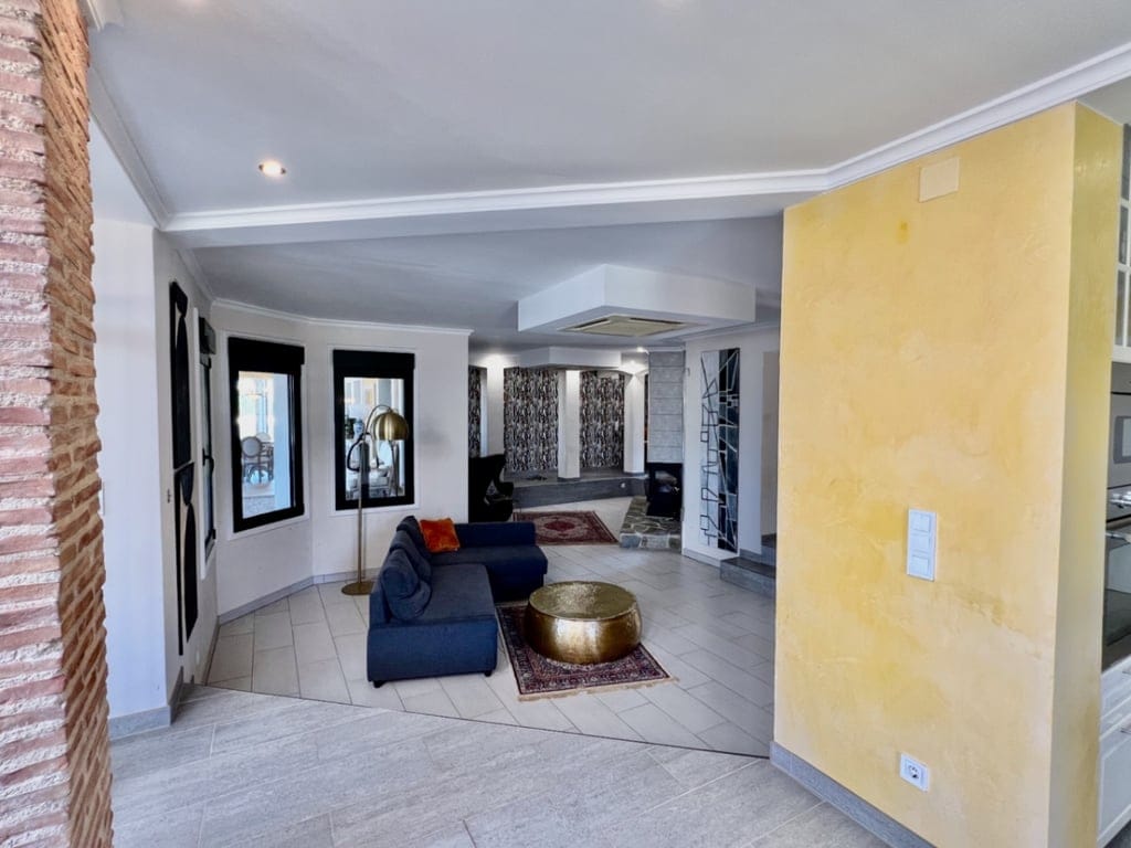 Luxuriöse Villa in der Nähe des Golfclubs in La Sella. - Foto 16