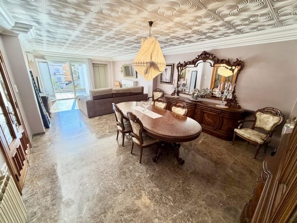 Herrenhaus im Zentrum von Pego: Raum, Privatsphäre und eine exklusive Oase - Foto 27