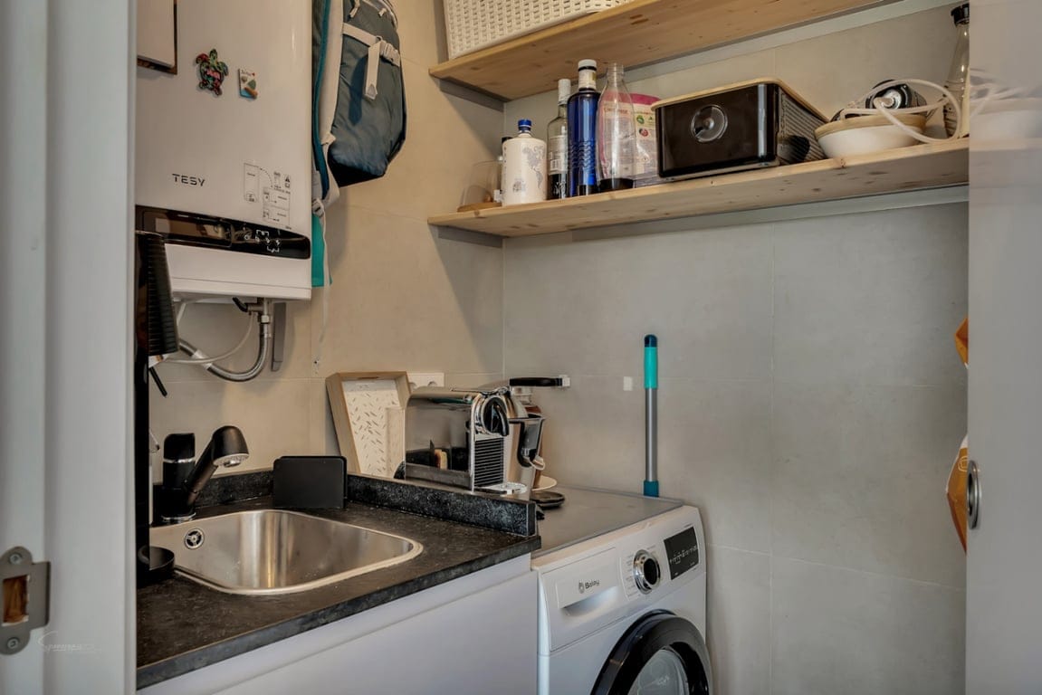 Modern 3-bedroom apartment with a large terrace. - Foto 10