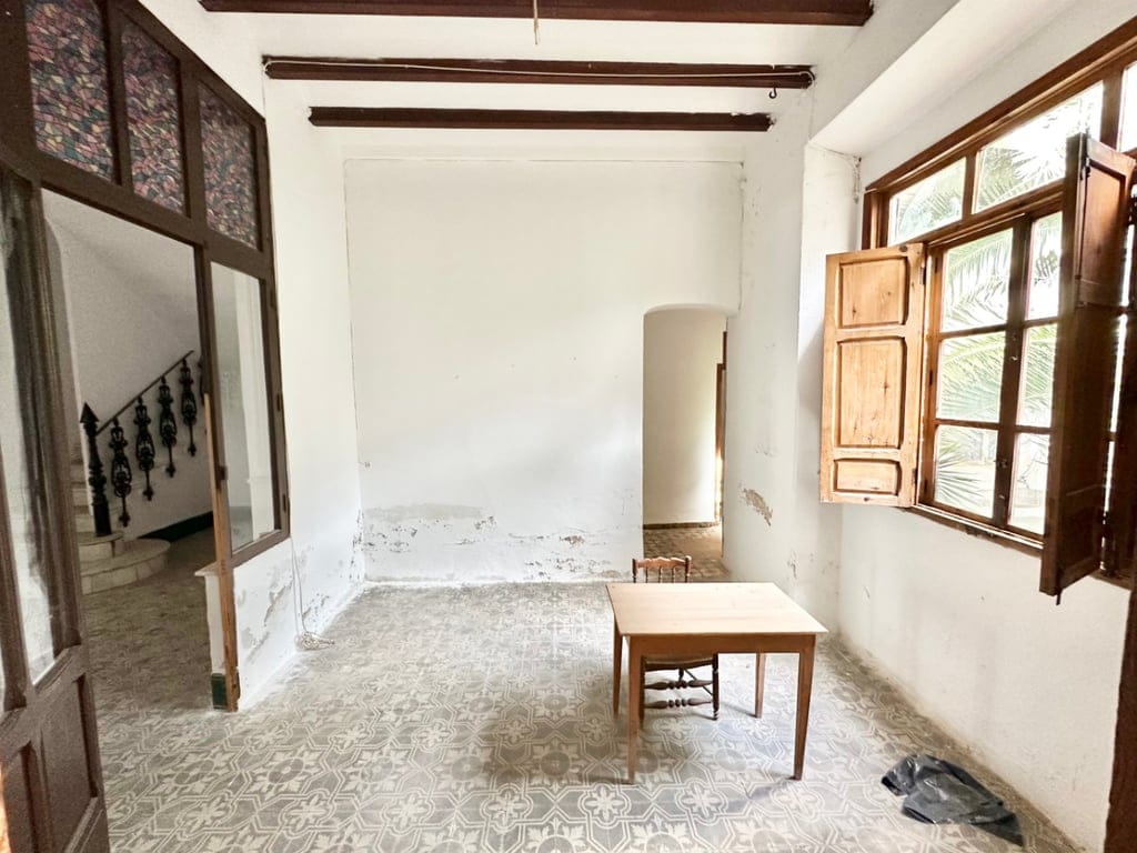 Einfamilienhaus mit über 100 Jahren Geschichte im Altstadtkern von Pego. - Foto 7