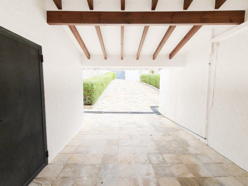 Luxury Villa for Sale with Pool and Sea Views in Pinar del Advocat - Foto 39