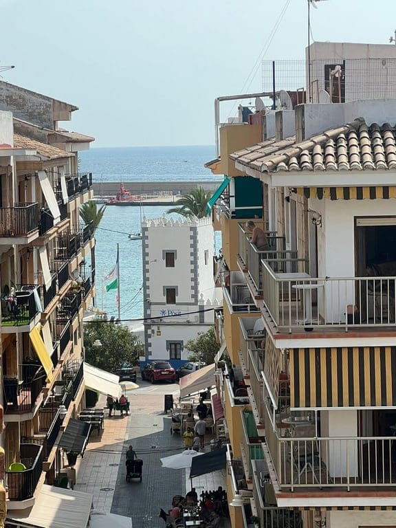 Apartament z widokiem na morze w porcie w Jávea – Możliwość inwestycji z przyszłą windą Cena: 269 000 € - Foto 8