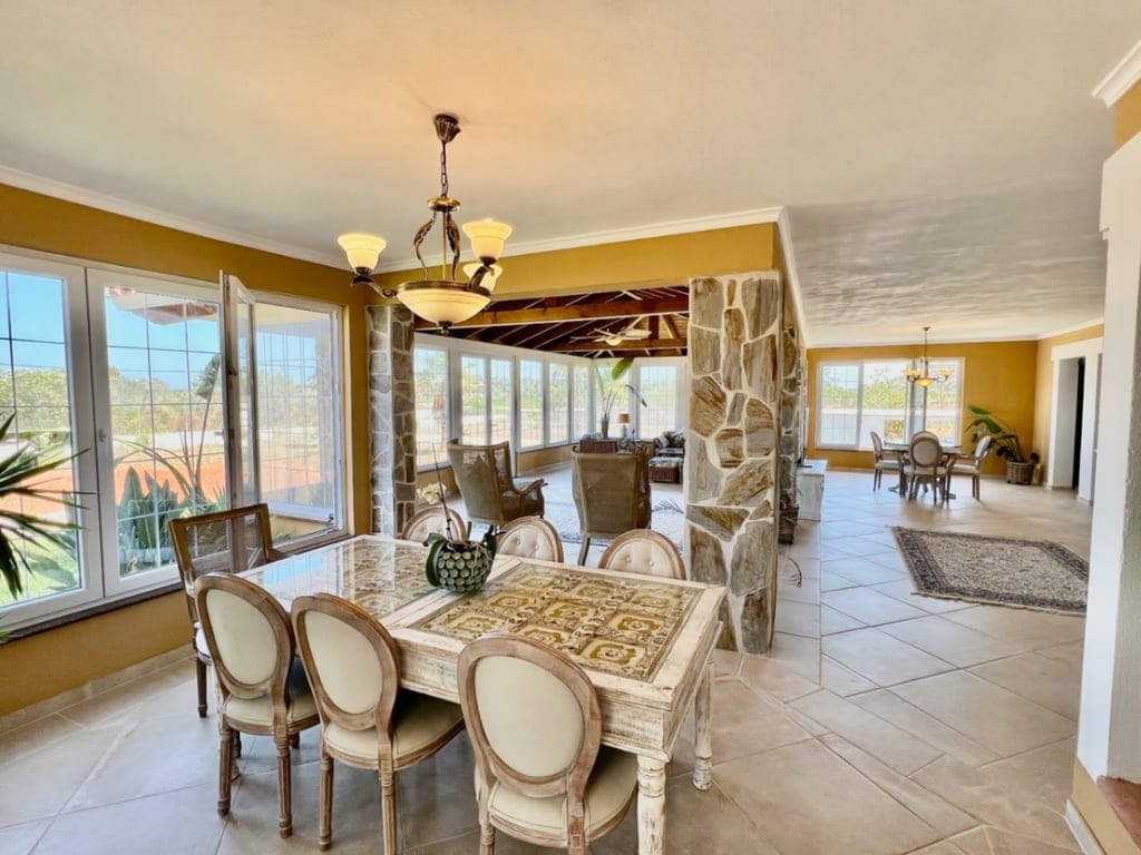 Luxuriöse Villa in der Nähe des Golfclubs in La Sella. - Foto 21