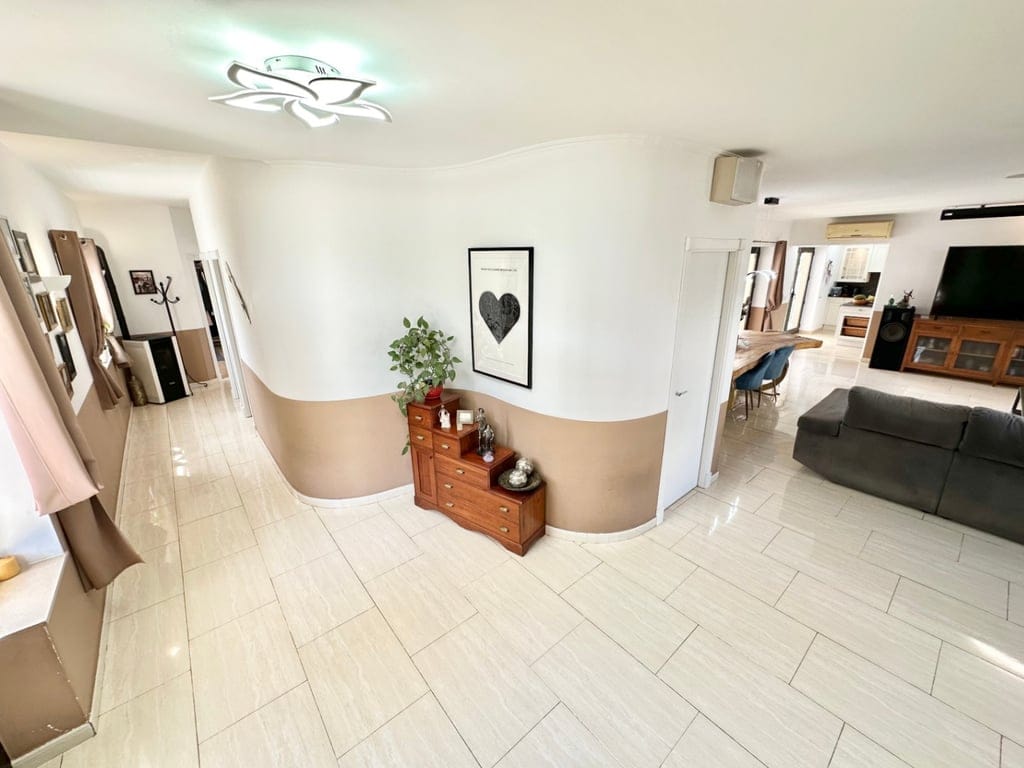 Uw oase in Monte Pego: chalet met een groot perceel, zwembad en volledige privacy - Foto 18