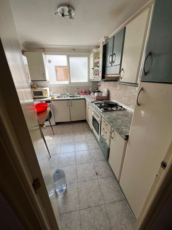 Apartament z widokiem na morze w porcie w Jávea – Możliwość inwestycji z przyszłą windą Cena: 269 000 € - Foto 3