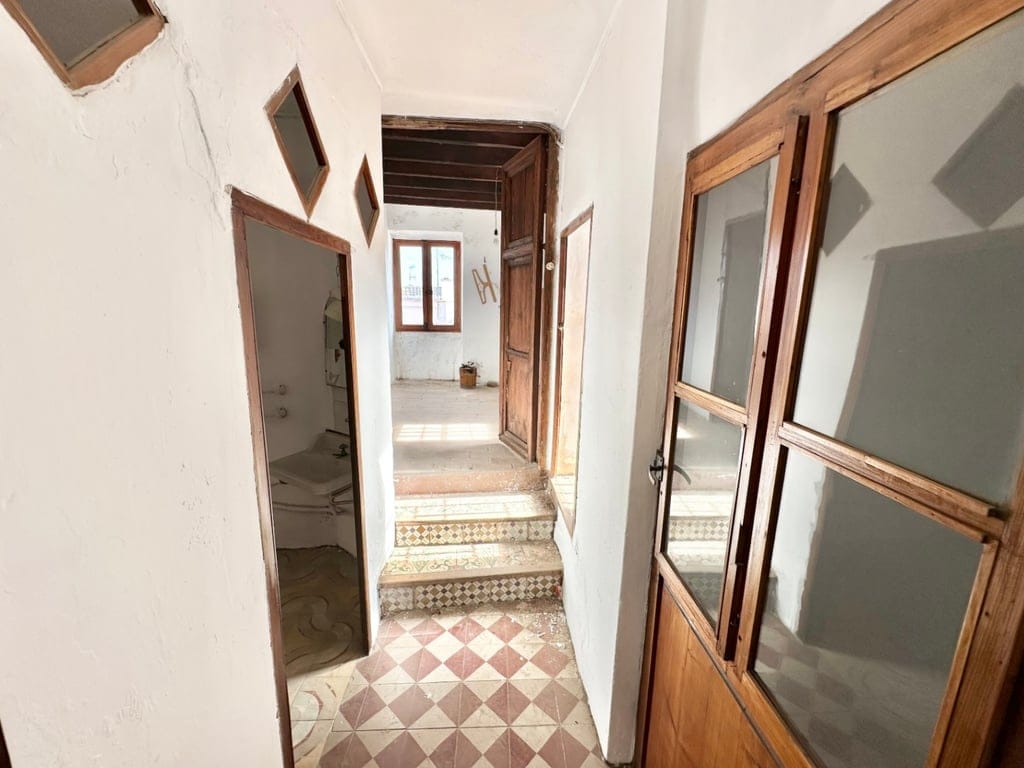 Einfamilienhaus mit über 100 Jahren Geschichte im Altstadtkern von Pego. - Foto 38