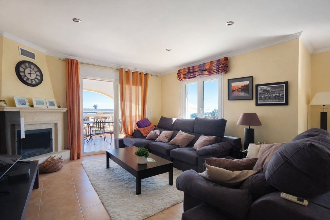 Villa de 3 dormitorios, apartamento de invitados y vistas al mar en el Montgó, Dénia - Foto 7