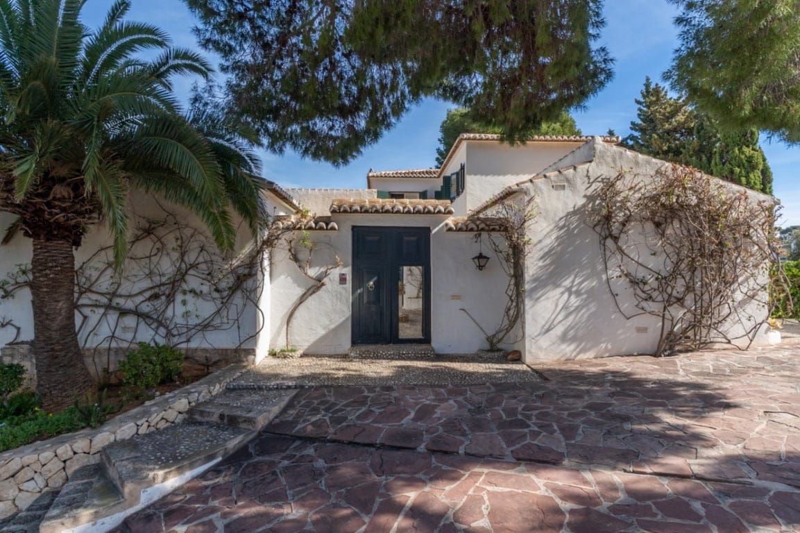 Stunning villa with amazing sea views in the El Tosalet urbanization. - Foto 36