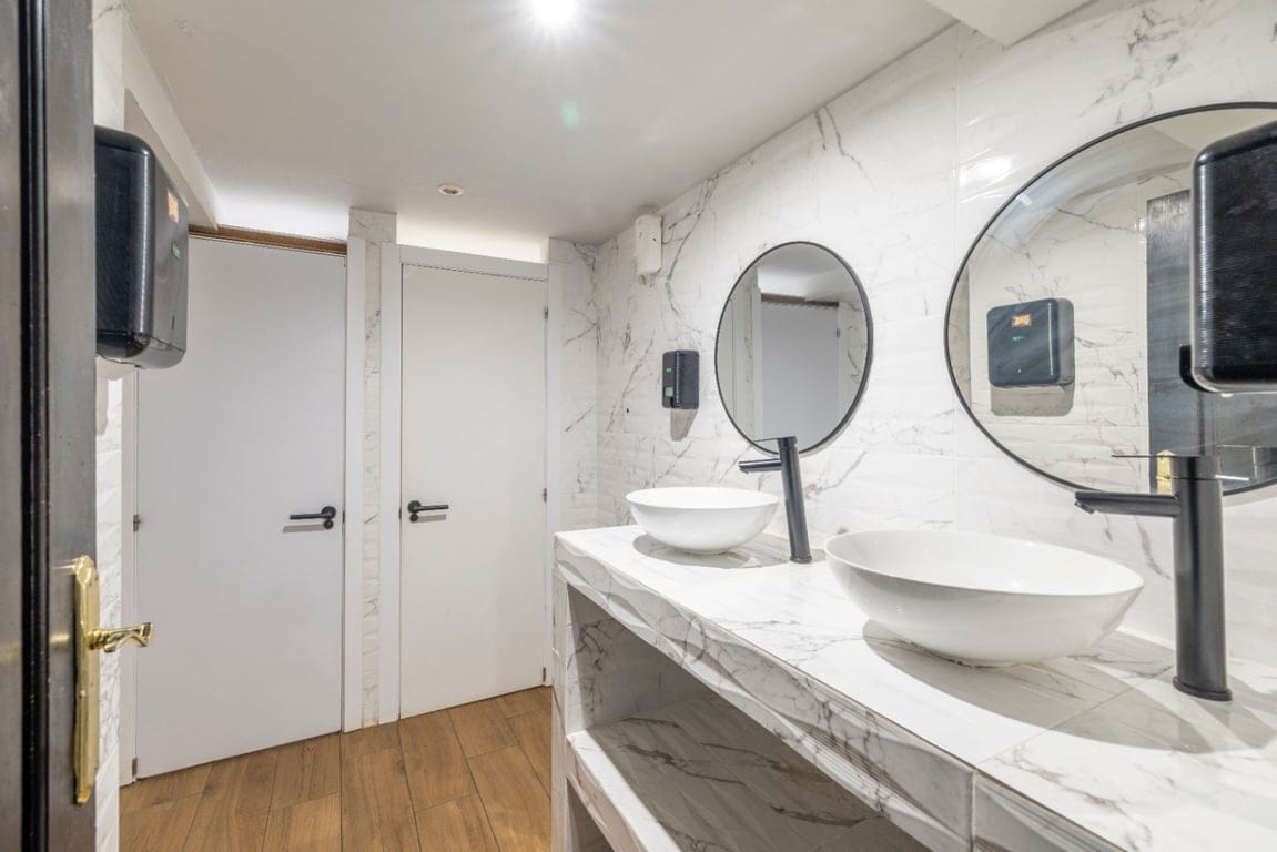 Pub for sale in prime Arenal location in Javea - Foto 42