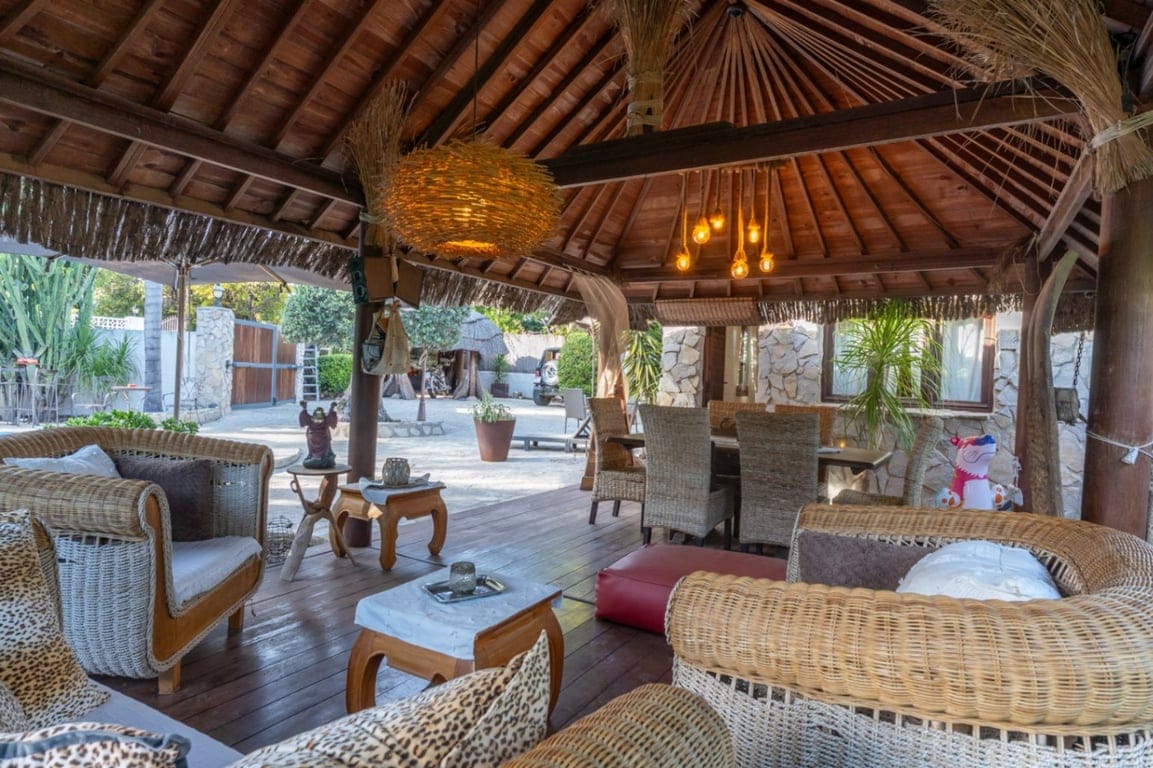 Villa met gastenappartement, volledig gerenoveerd en dicht bij het oude centrum van Jávea - Foto 4