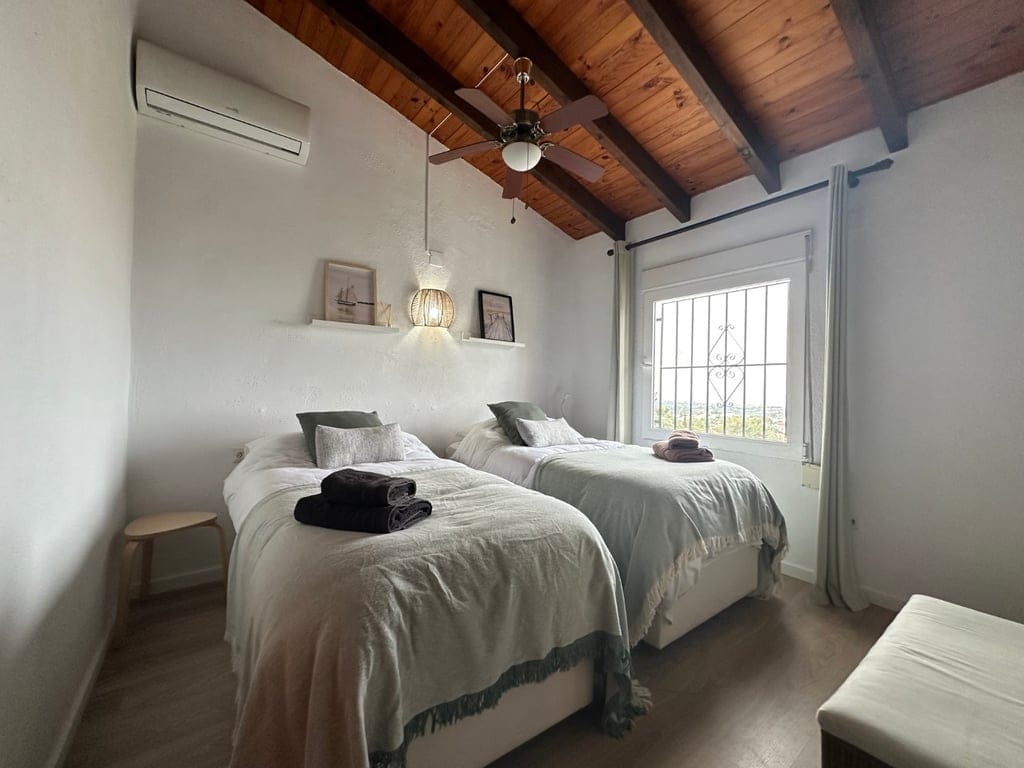 Villa for sale on the Montgó mountain with spectacular sea views - Foto 24