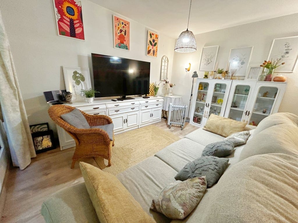 central apartment with tourist license in the Plaza de la Iglesia of Moraira, next to the port and the beach