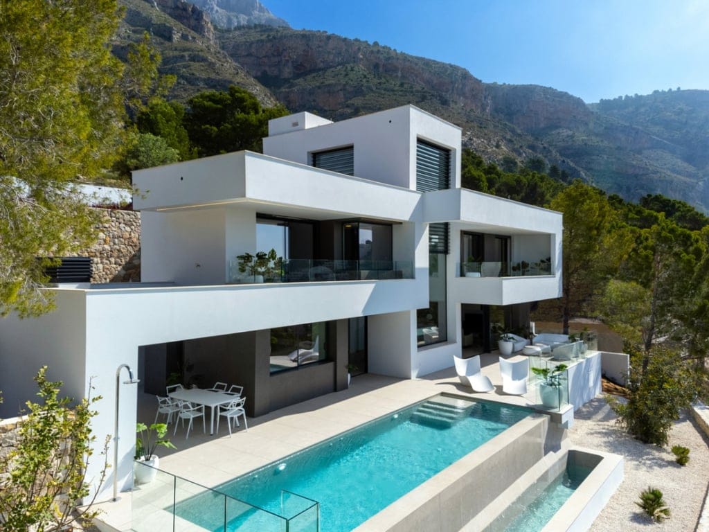 Luxury Villa Senza, ALTEA | Turnkey, Fully Furnished, Immediate Occupancy | Seamless Sea Views - Foto 25