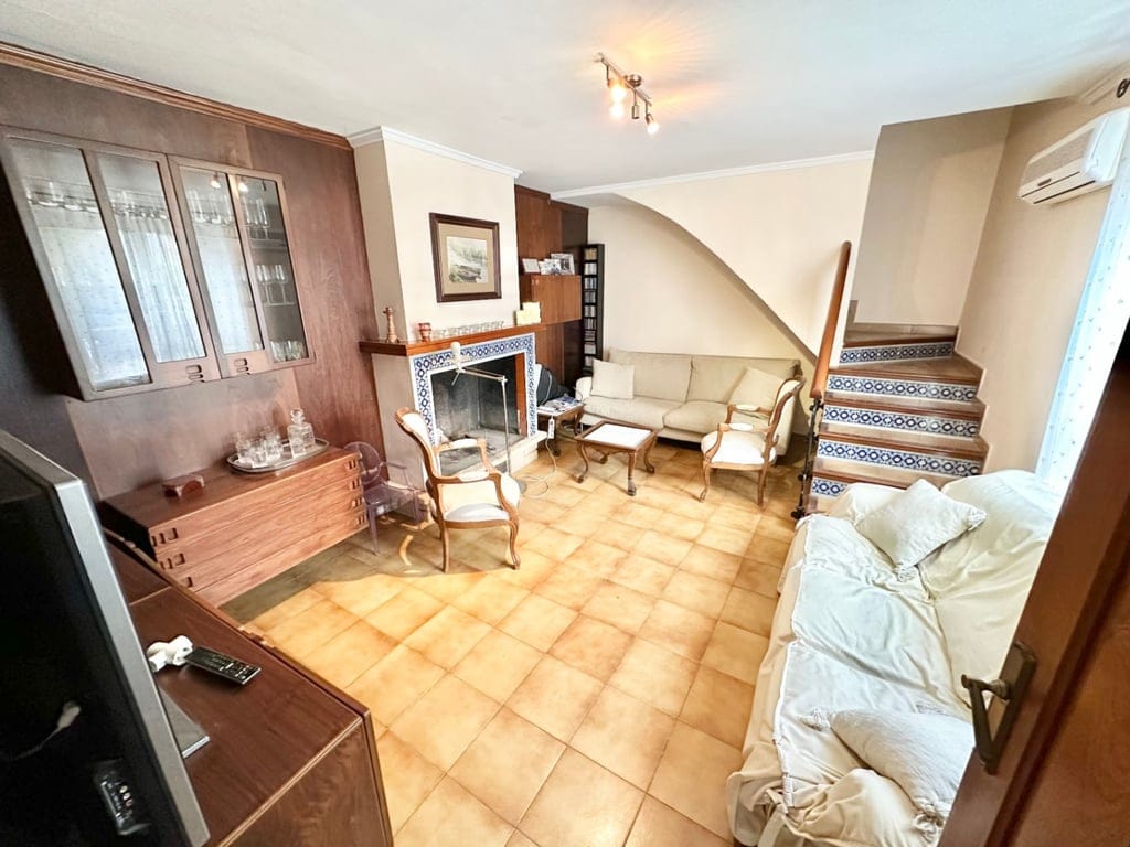 Charmantes Dorfhaus mit großem Innenhof im Zentrum von Pego. - Foto 14