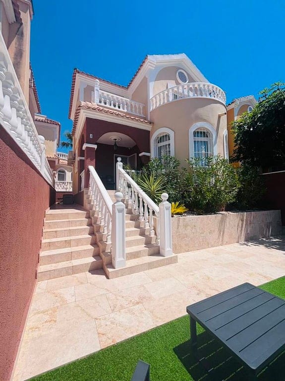 Villa en venta en Orihuela Costa - Foto 2