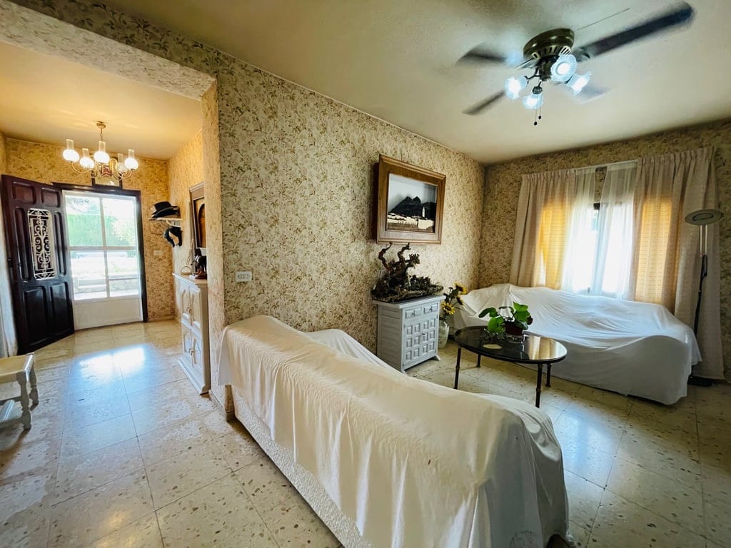 Pedreguer. Spacious country house with pool for sale - Foto 38