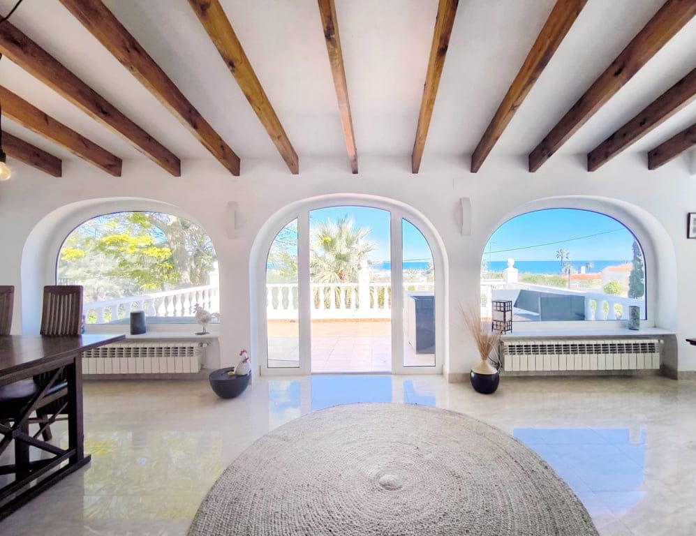 Villa con apartamento de invitados y vistas al mar en Dénia - Foto 9