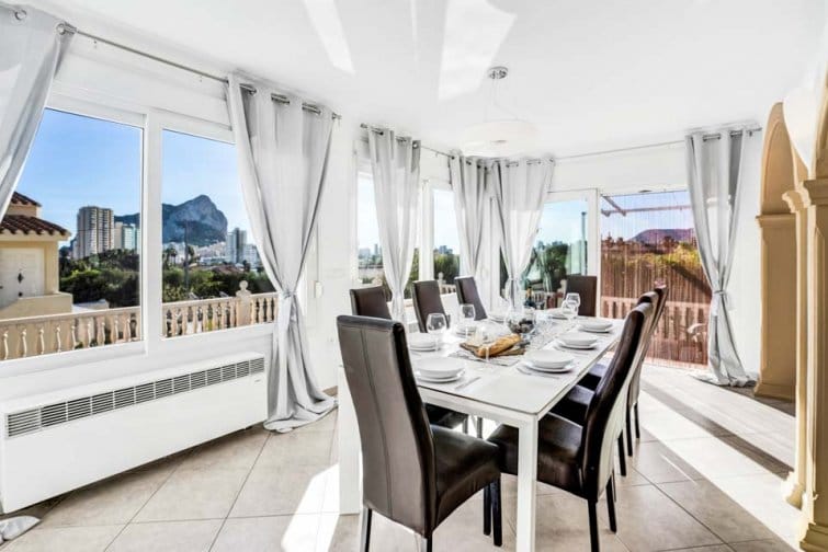 Pleasant villa for sale in Calpe with views of Peñon - Foto 10