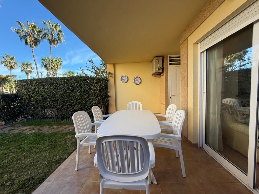 Ground floor with private garden for sale with 2 bedrooms in Playa de les Marines, Denia. - Foto 10