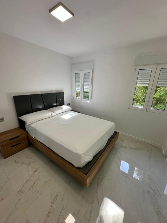 Renovated 2-bedroom apartment in the center of Denia - Foto 7