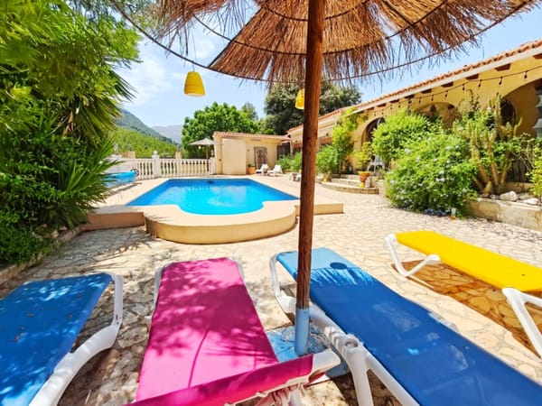 Farm in Castell de Castells for sale with 5 bedrooms, pool, and large land. - Foto 29