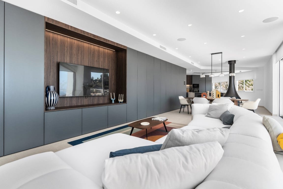 BLANC-19: Luxury Villa in Altea Ready to Move In | 4 Floors, Triple Garage, and Panoramic Views - Foto 10