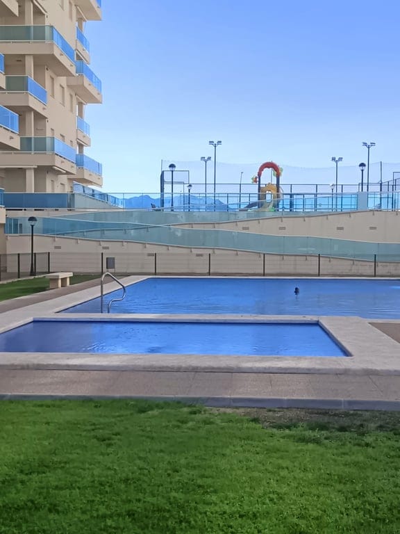 Ático dúplex con vistas panorámicas al mar – Exclusividad a 100 metros de la playa - Foto 32