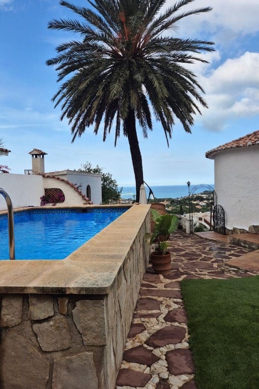 Villa with sea views and guest apartment in a quiet area. - Foto 6
