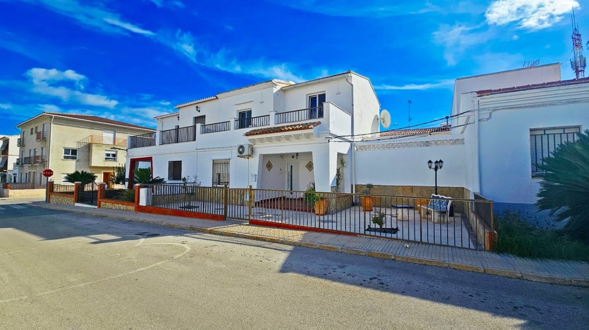 Landhaus in Pego mit großem Innenhof - Foto 24