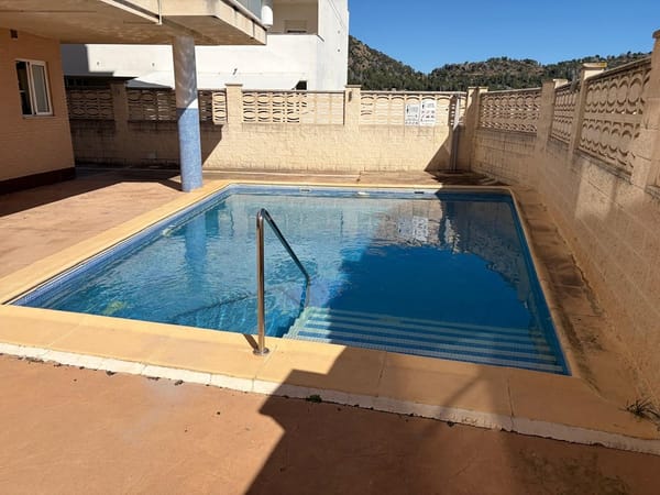 Planta baja en una urbanización con piscina - Foto 16