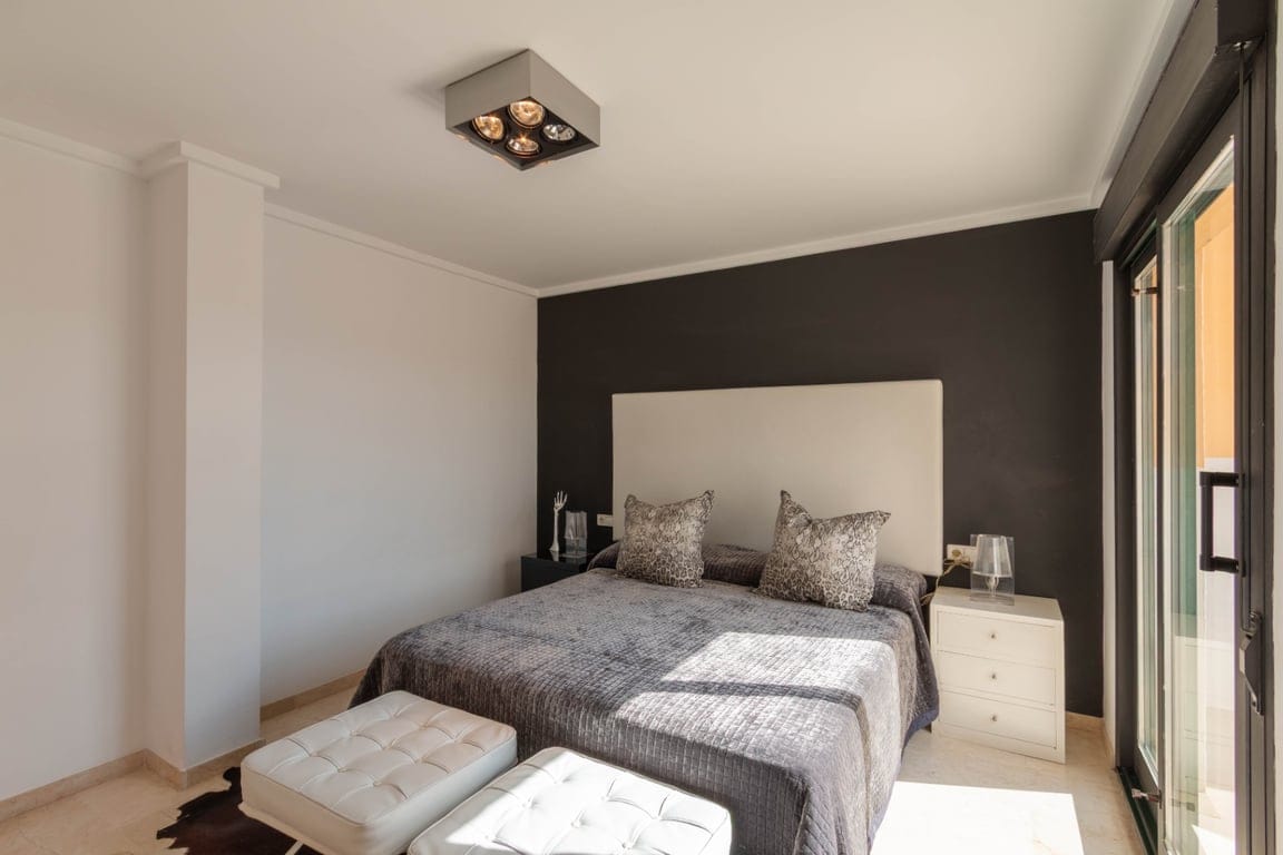 South facing top floor duplex in Port for winter rental - Foto 19