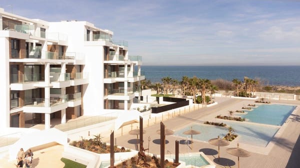 Apartamento en primera línea de playa de Denia - Foto 3