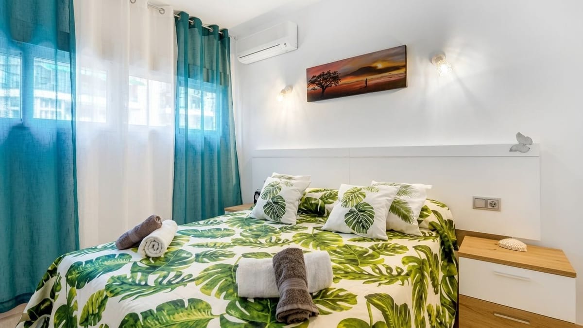 Bright 100 m² Apartment in Calpe: A Stone's Throw from the Beach and the Charm of the Old Town - Foto 2